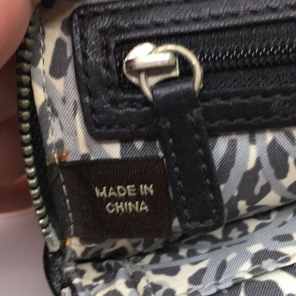 Coach Poppy Black Patent Leather Square Wristlet with Metallic Silver Lettering - Picture 9 of 16